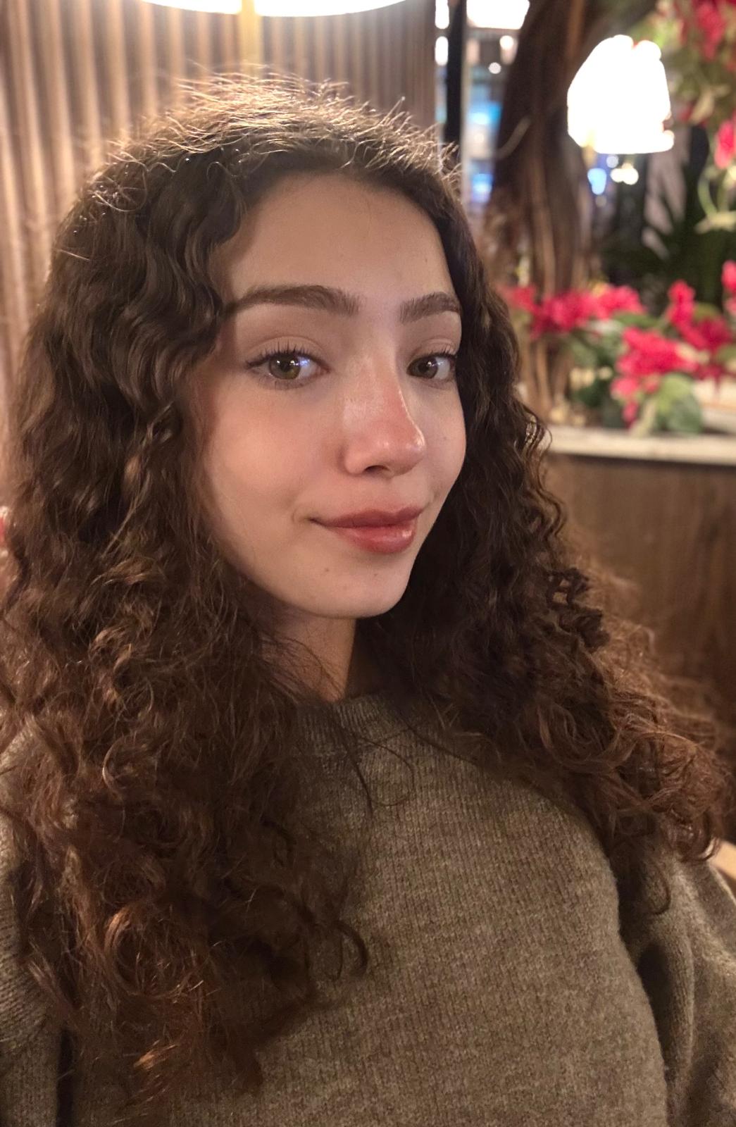 Funda Ozer profile photo